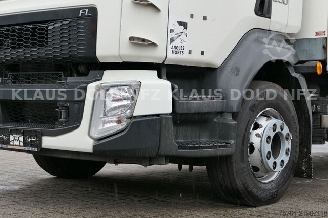 Camión caja VOLVO FL 250 Koffer Rolltor LBW Euro 6