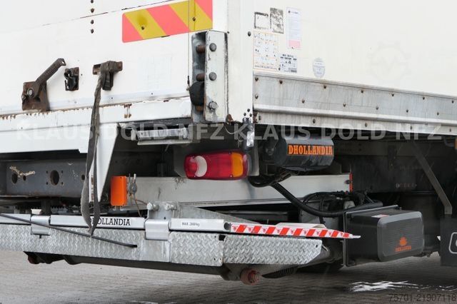 Camión caja VOLVO FL 250 Koffer Rolltor LBW Euro 6