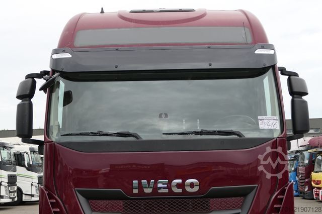 Φορτηγό πλατφόρμα με μουσαμά IVECO Stralis 460 PP Komplettzug Durchladesystem