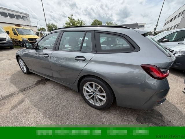 Микробус BMW 320 d xDrive Touring