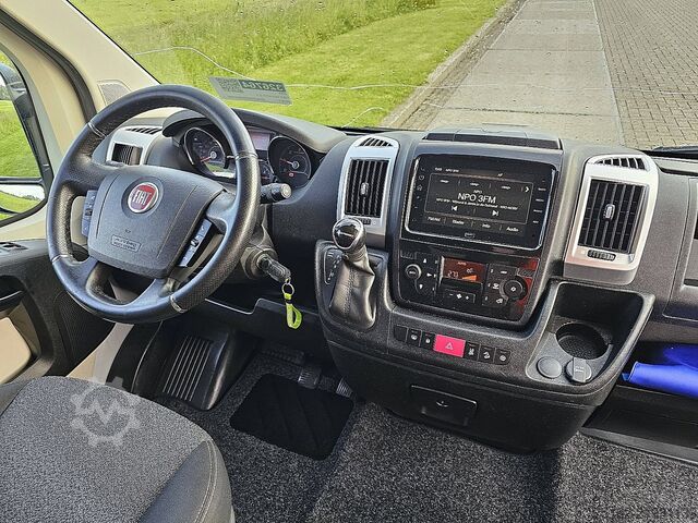 Camioneta familiar de techo alto FIAT DUCATO 2.3