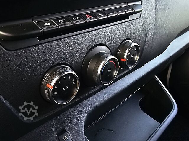 Platforma za utovar RENAULT MASTER 2.3  Open-Laadbak