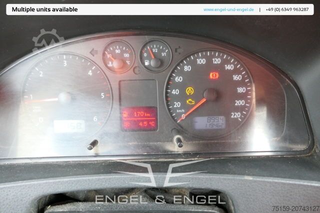 ون پَنِل Volkswagen T5 Transporter 1.9 TDI PARKTRONIK 2xSCHIEBETÜR