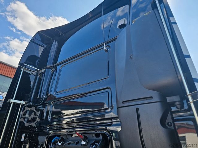 Standard trækkerunit DAF XF 480 *TOP*ACC*2X TANK*STANDKLIMA * RETARDER *