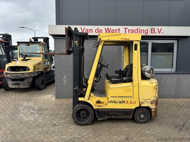海斯特 S3.20XM 三级490自由提升门架 / 侧移器 液化气叉车 1999年 HYSTER S3.20XM Triplo 490 Freelift/ Sideshift LPG 1999