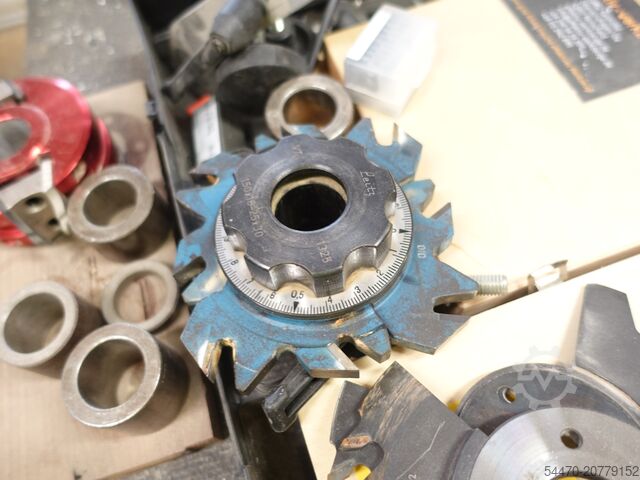 Fresadora de mesa SCM T130N