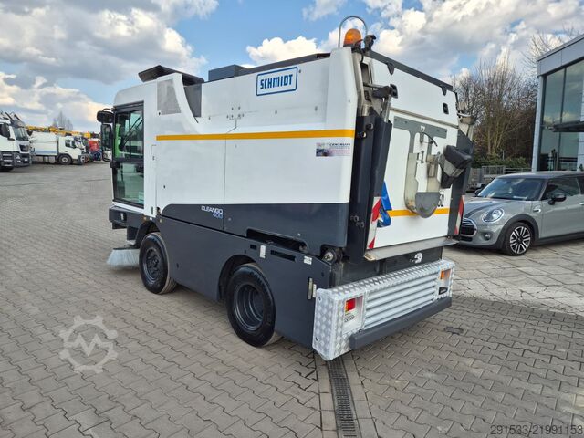 Sweeper truck Schmidt CleanGo 400