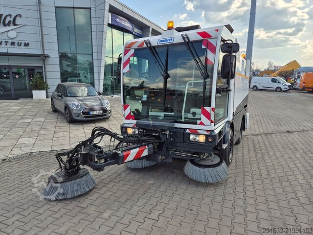 Sweeper truck Schmidt CleanGo 400