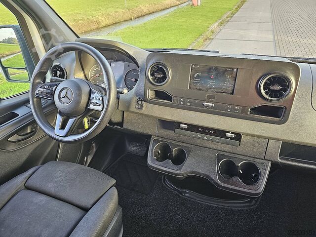MERCEDES-BENZ SPRINTER 314 L3H2, автоматик, климатик, EURO6, круиз контрол, CarPlay, камера за задно MERCEDES-BENZ SPRINTER 314 L3H2 ac automaat EURO6 cruisecontr...