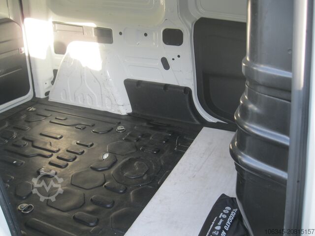 Ploščati dostavnik FIAT Doblo Maxi