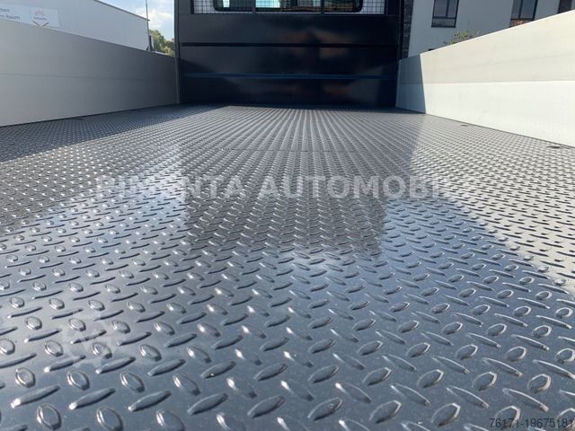 รถตู้กระบะ VOLKSWAGEN Crafter 50 DOKA PRITSCHE AHK NAVI KLIMA TEMPOMAT