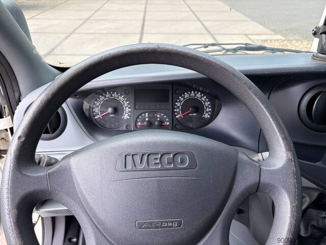 Iveco Daily 40 C 18 D 9100 kg Iveco Daily 40 C 18 D 9100kg