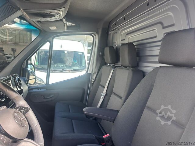 Kaubik Mercedes-Benz Sprinter 317 CDI Kasten L2H2 Autom. MBUXNavi Kam