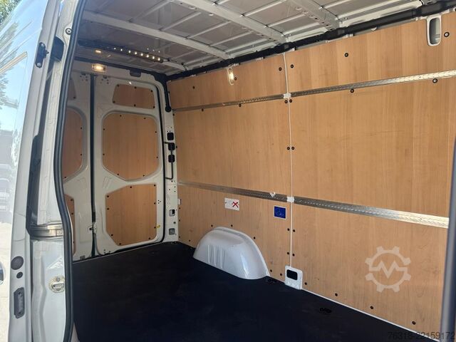 Kaubik Mercedes-Benz Sprinter 317 CDI Kasten L2H2 Autom. MBUXNavi Kam