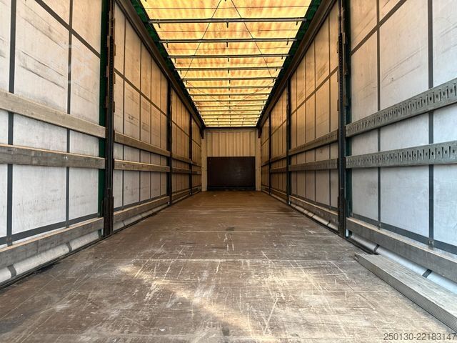 带篷布的开放式半挂车 KRONE SD Curtainsider EDSCHA CodeXL Liftachse