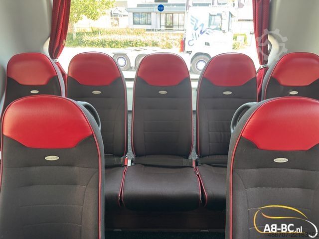 Autocar NEOPLAN Jetliner C, 57 Seats