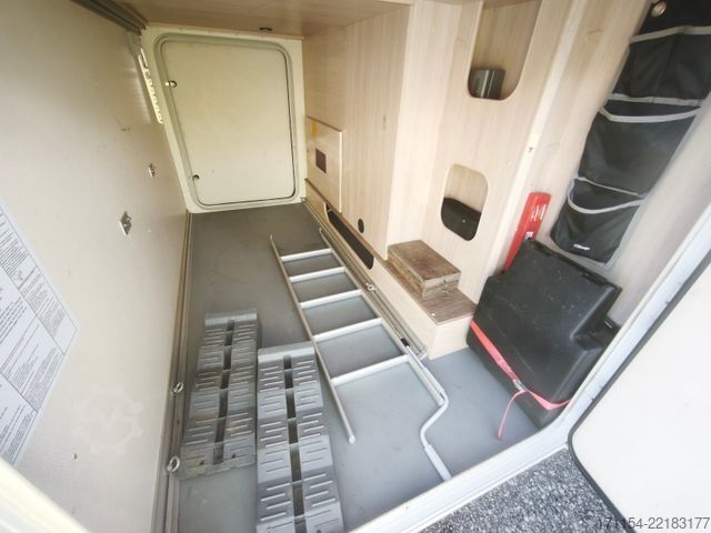 Camping-car semi-intégré HOBBY T 70 HGE