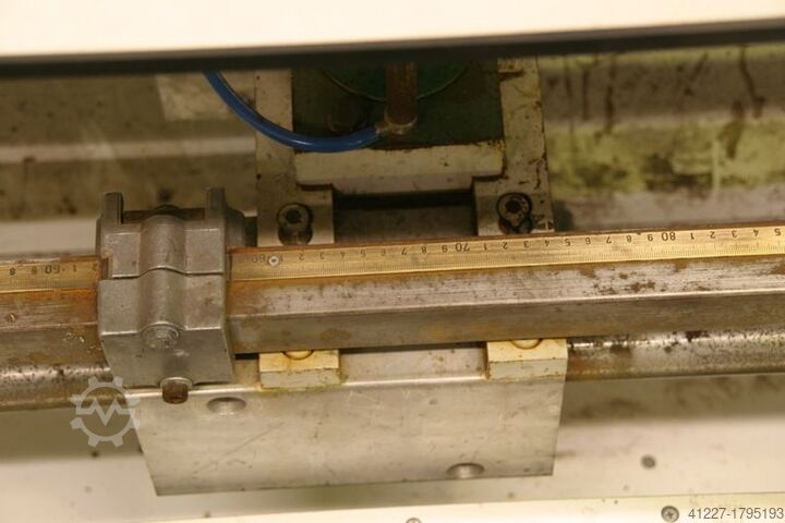 Szerelvény fúrógép Eigenbau mit Anschlägen