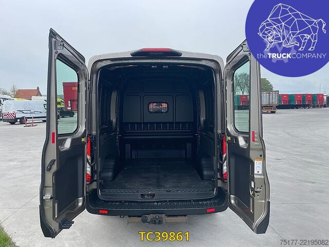Slēgtais furgons Ford Transit Transit 5 places ecoblue 130cv