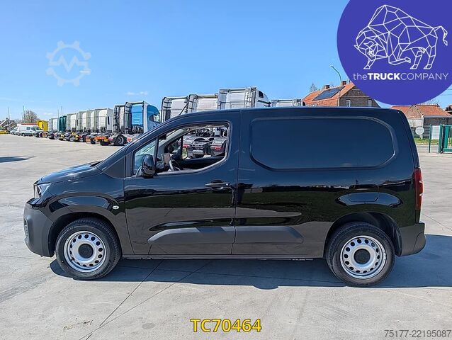 Slēgtais furgons Peugeot Partner 1.5 BlueHDi 100