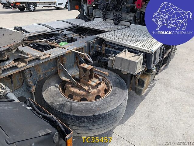 Estándar-SZM DAF XF 105 460