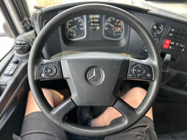 三向自卸卡车 MERCEDES-BENZ Atego 923 4x2BB MEILLER DSK & ATLAS 66.3E LK