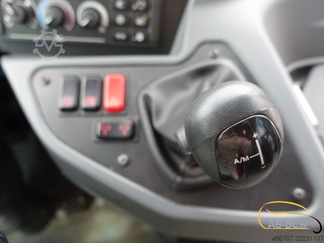 ট্যুরিস্ট কোচ MERCEDES-BENZ Intouro 49 Sitze Liftbus EURO 6