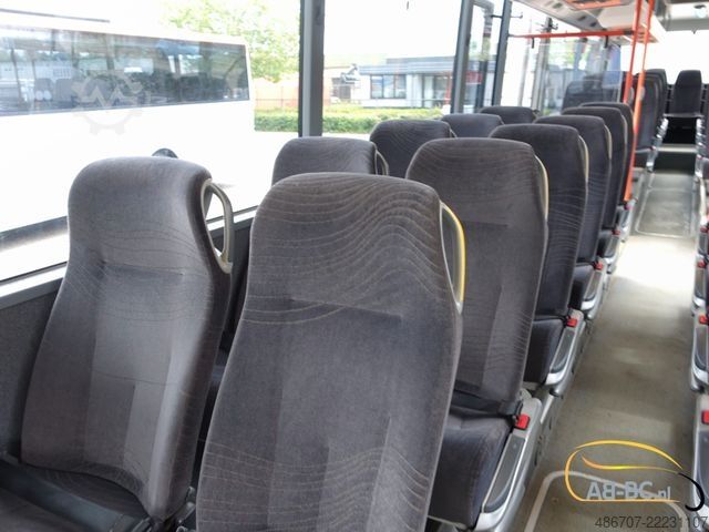 ট্যুরিস্ট কোচ MERCEDES-BENZ Intouro 49 Sitze Liftbus EURO 6