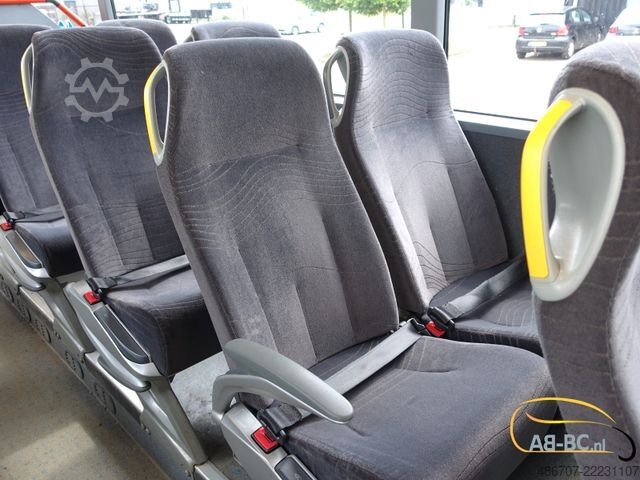 ট্যুরিস্ট কোচ MERCEDES-BENZ Intouro 49 Sitze Liftbus EURO 6