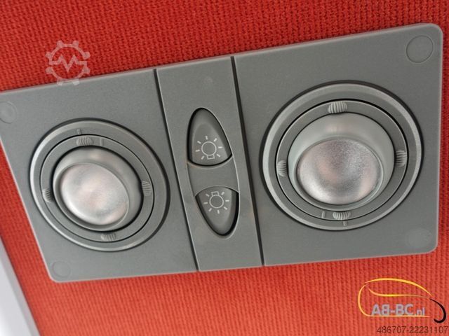ট্যুরিস্ট কোচ MERCEDES-BENZ Intouro 49 Sitze Liftbus EURO 6