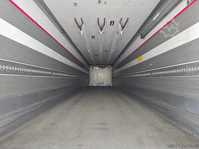 βαλίτσα Schmitz Cargobull SCB*S3B / DHOLLANDIA 3000kg /  LIFTAS / STUURAS