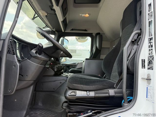 Kælivörubíll MERCEDES-BENZ ANTOS 1830 L Kühlkoffer 7,70 m LBW 1,5 T*BI-Zone