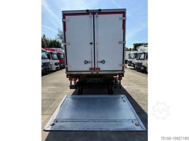 Kælivörubíll MERCEDES-BENZ ATEGO 1527 L Kühlkoffer 7,4 m LBW 1,5 T*THERMO