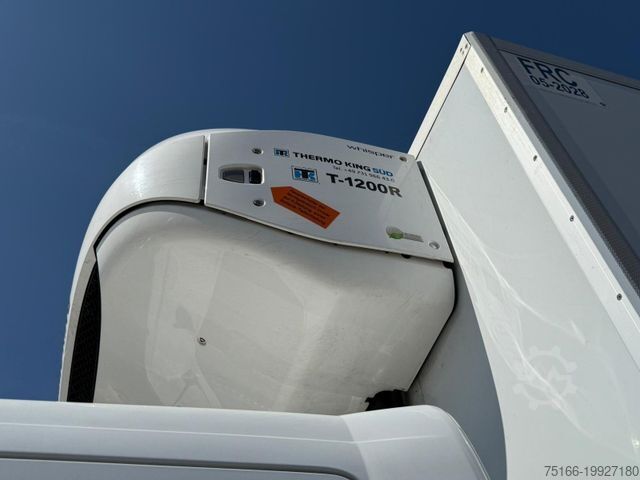 Kælivörubíll MERCEDES-BENZ ATEGO 1527 L Kühlkoffer 7,4 m LBW 1,5 T*THERMO