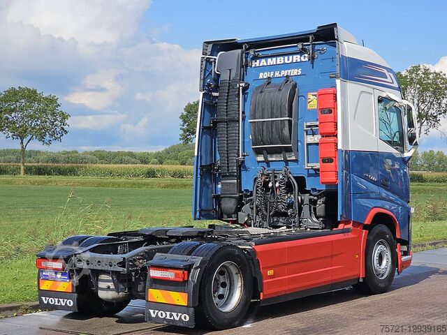 Standard-SZM VOLVO FH 500 SKIRTS 2X TANK VEB+