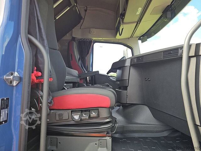 Standard-SZM VOLVO FH 500 SKIRTS 2X TANK VEB+