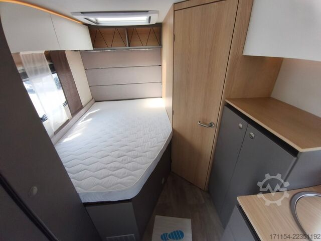 Autocaravana semi-integrada LMC Tourer lift H 730 ,Hubbett,