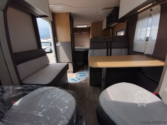 Autocaravana semi-integrada LMC Tourer lift H 730 ,Hubbett,