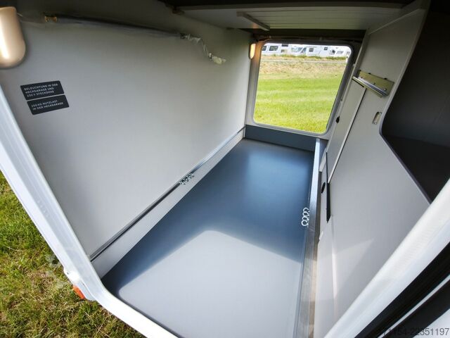 Autocaravana semi-integrada LMC LMC Tracer 730 EL Modell 2026 / Hubbett,Automati