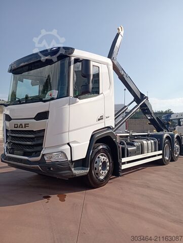 Tractor estándar DAF XF 480 6x2 Scarrabile Marrel 26ton.NUOVO