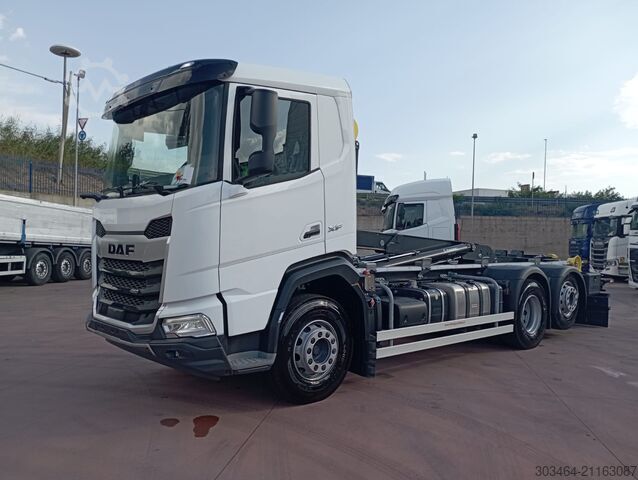 Tractor estándar DAF XF 480 6x2 Scarrabile Marrel 26ton.NUOVO
