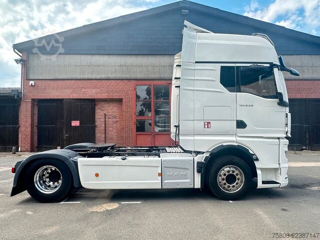 Standardowy ciągnik siodłowy MAN TGX 18.510 XXL Intarder 2 Tanks ACC LGS Alcoa