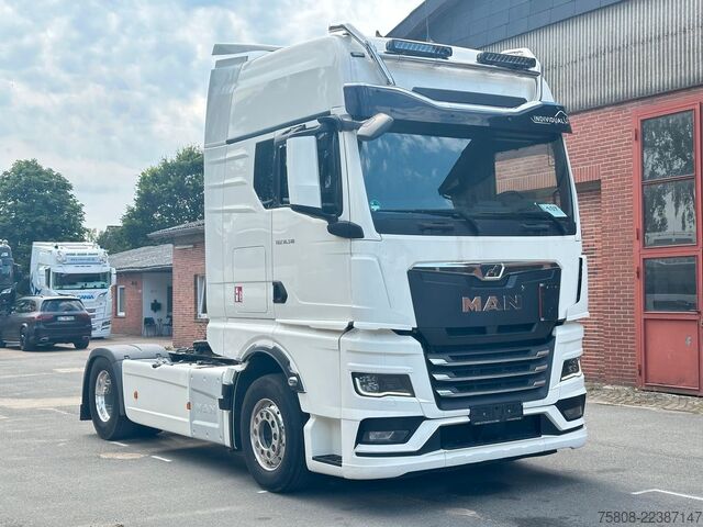 Standardowy ciągnik siodłowy MAN TGX 18.510 XXL Intarder 2 Tanks ACC LGS Alcoa