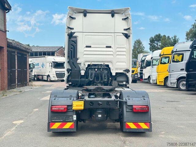 Standardowy ciągnik siodłowy MAN TGX 18.510 XXL Intarder 2 Tanks ACC LGS Alcoa