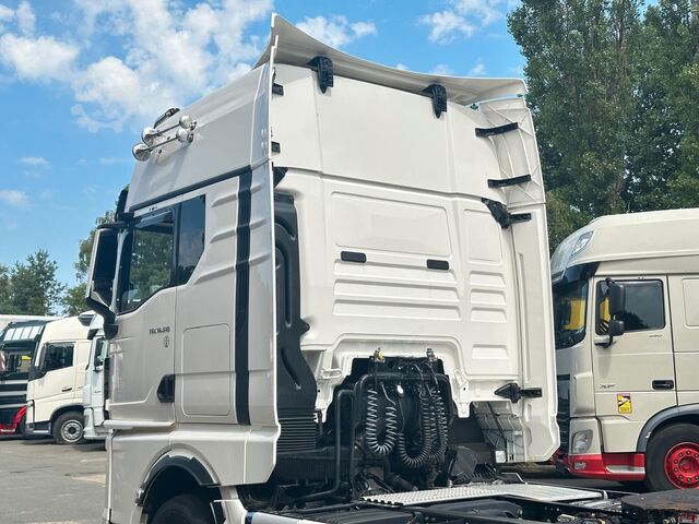 Standardowy ciągnik siodłowy MAN TGX 18.510 XXL Intarder 2 Tanks ACC LGS Alcoa