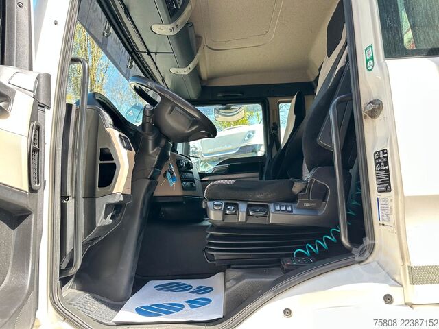 Żuraw samochodowy MAN TGS 26.460 Baustoff Hiab 177 Funk+Sitz Lenk AHK
