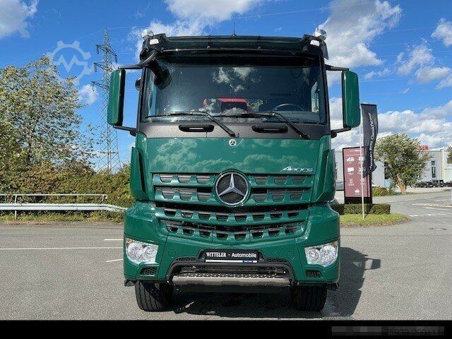 Tippbil MERCEDES-BENZ 1853 AK 4x4 +Kran HMF 1620K+Klima+22.000 km !!