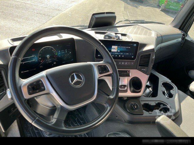 Тристранен самосвал MERCEDES-BENZ 1853 AK 4x4 +Kran HMF 1620K+Klima+22.000 km !!