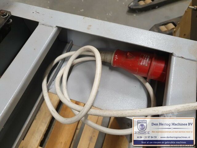 Asztalosok és belsőépítészek Maggi Radial junior 640