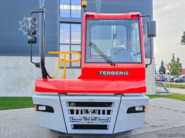 Máy kéo Terberg YT 223